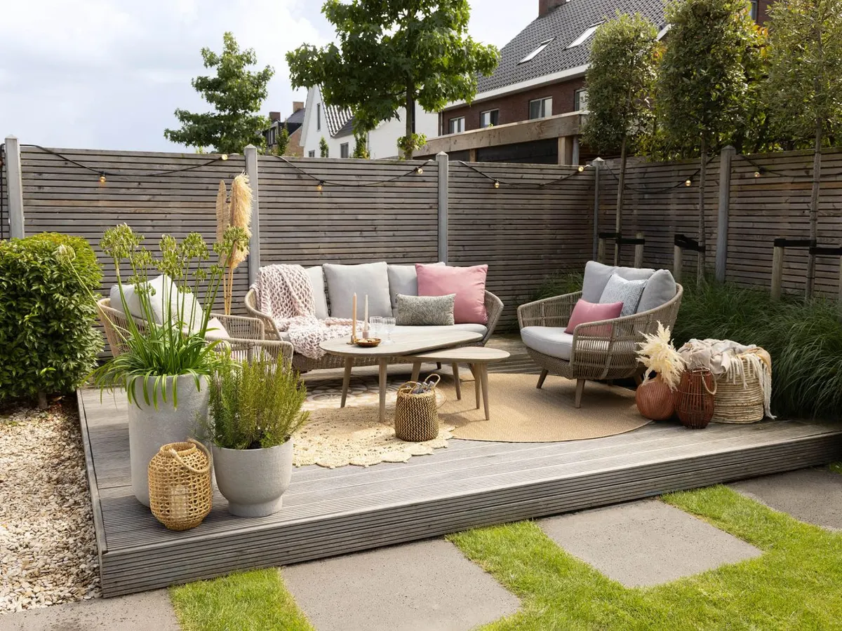 Lounge aus Polyrattan